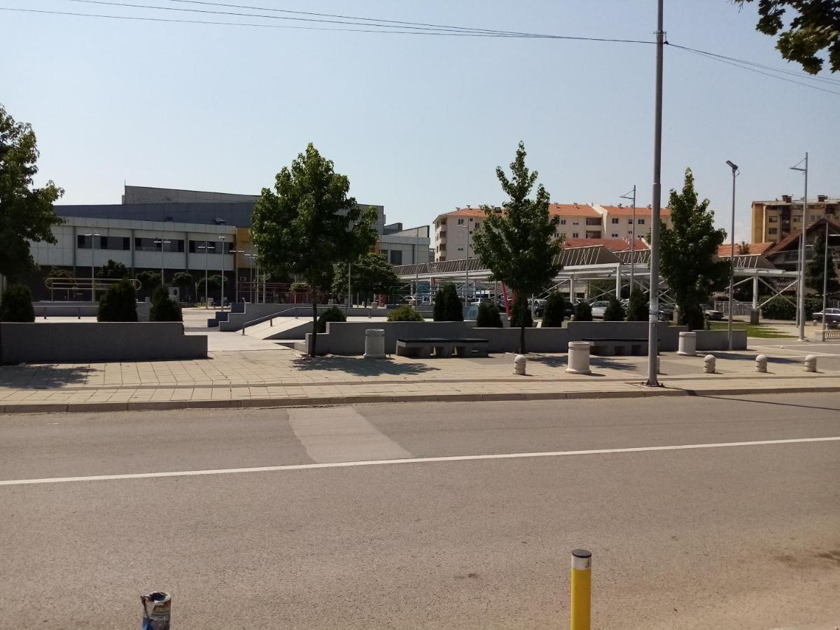 Apartman Maca Pirot Esterno foto