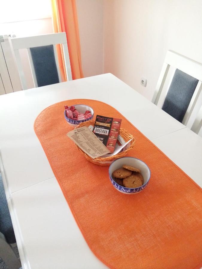 Apartman Maca Pirot Esterno foto
