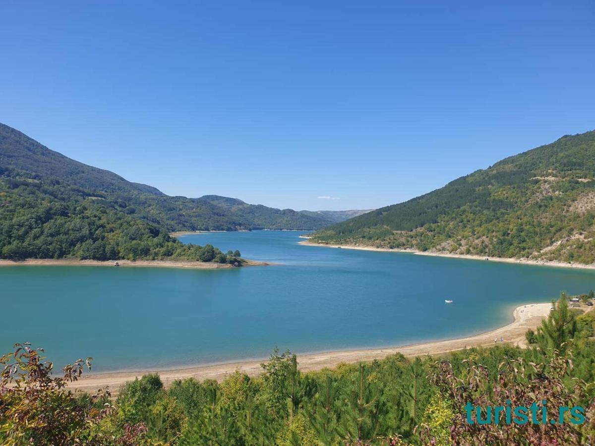 Apartman Maca Pirot Esterno foto